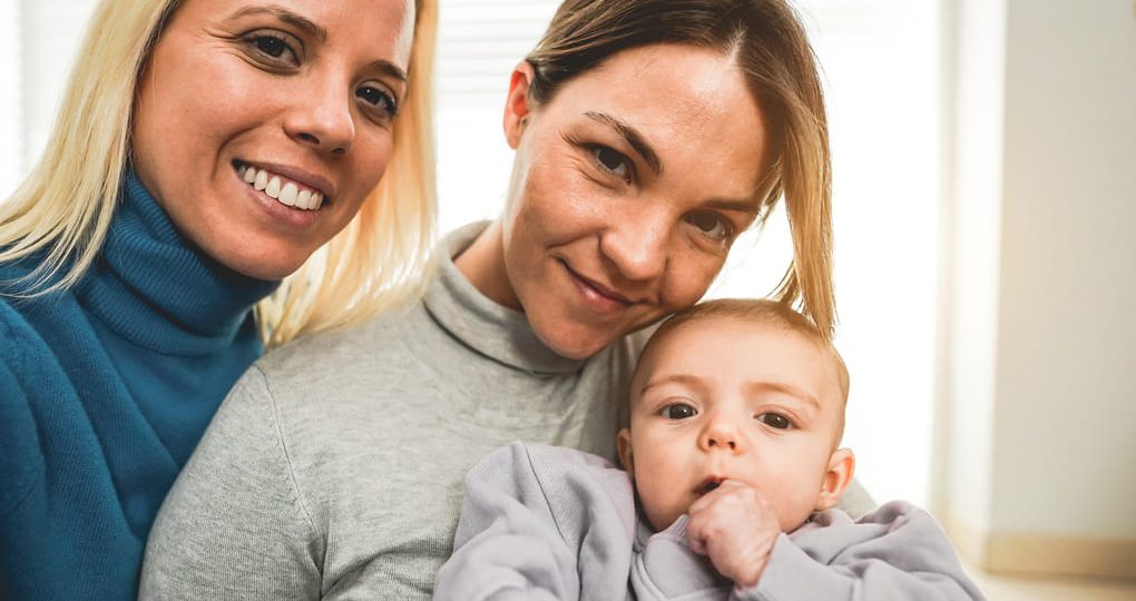 Guía paso a paso para la subrogación: guía para parejas del mismo sexo en Paraguay