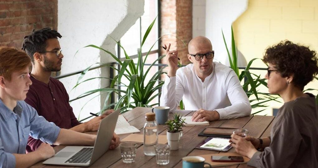 Cómo emprender en Panamá: crear una empresa desde 
Perú